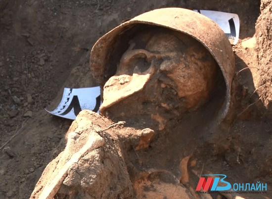 Под Волгоградом захоронили останки 723 защитников Сталинграда
